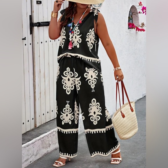 Plus Size Graphic Print Two-piece Set, V Neck Sleeveless Top & Wide Leg Outfit - Picture 2 of 5
